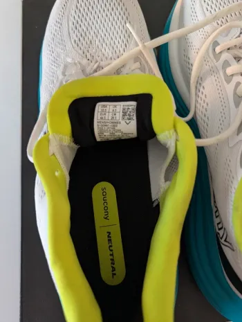 Używany Saucony Triumph 24 bike — zdjęcie 4 z 9