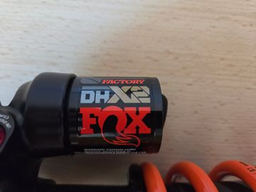 Brugt Fox DHX2 Factory 2Pos 2025 bike — billede 4 af 10