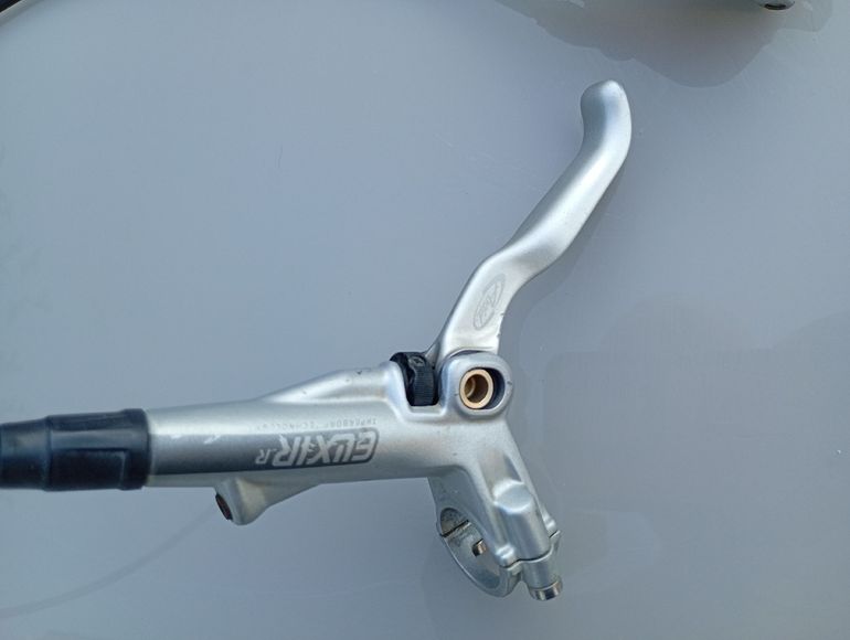 Used Avid Elixir R bike — image 4 of 8