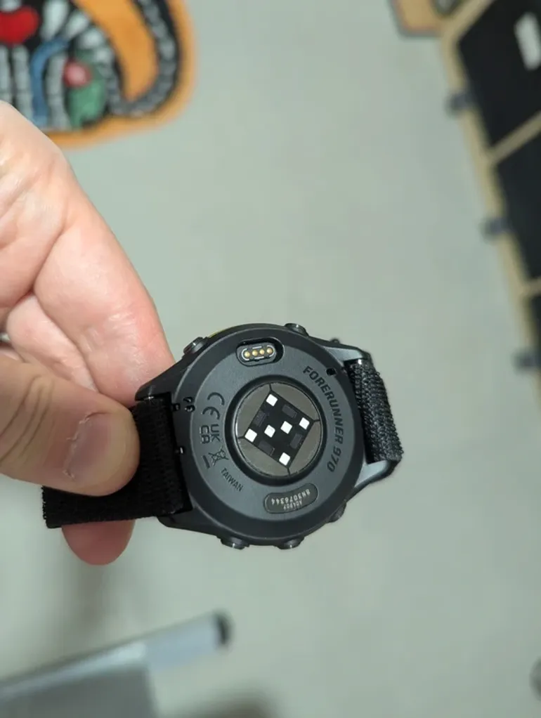 Gebrauchtes Garmin Forerunner 970 bike — Bild 5 von 8
