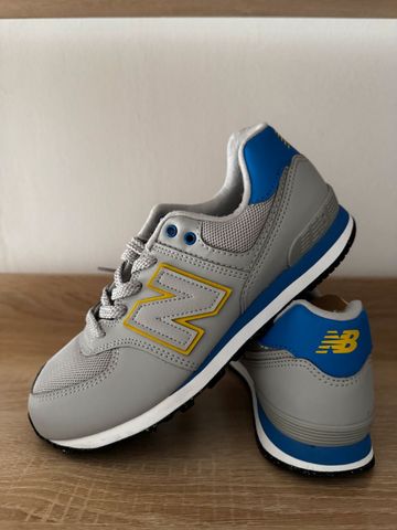 Used New Balance 574 Running Shoes