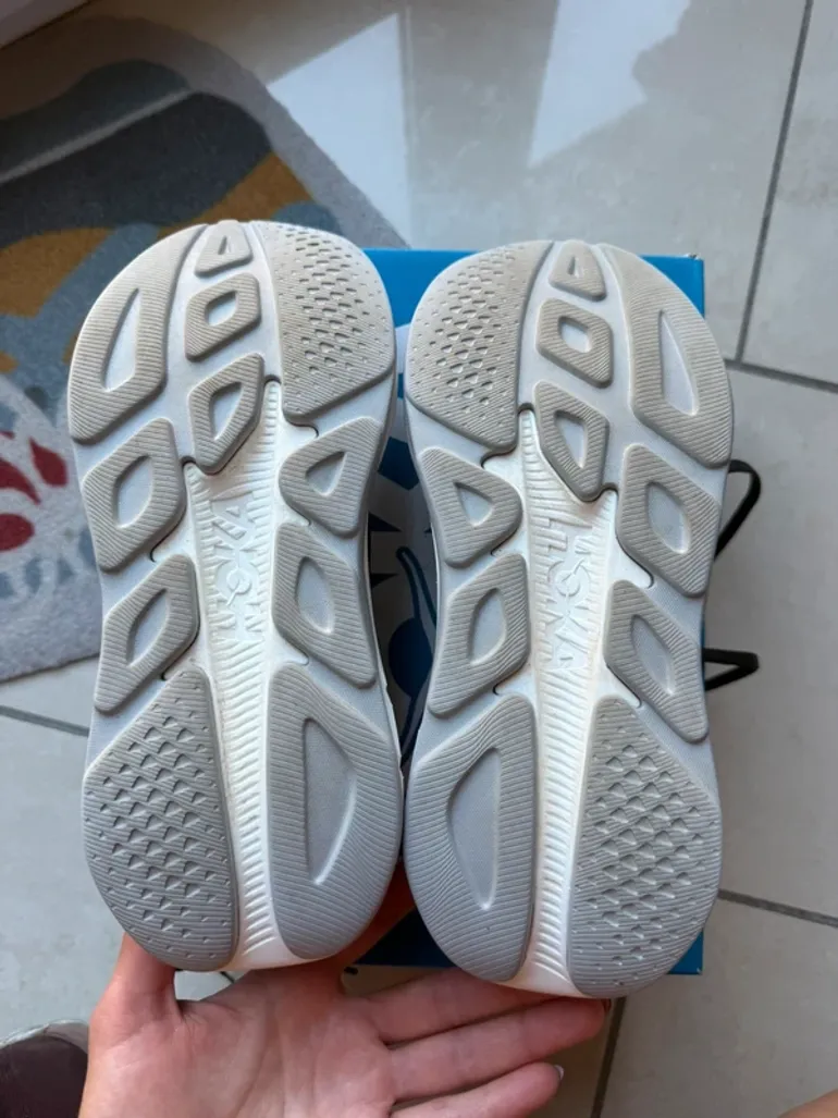 Used Hoka Rincon 4 bike — image 6 of 7