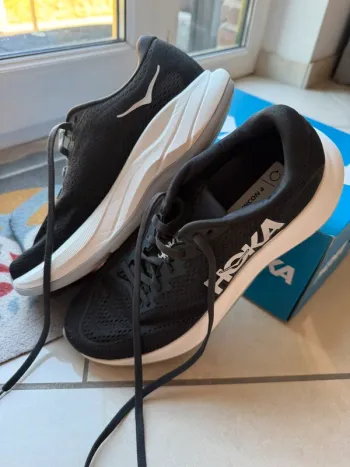 Used Hoka Rincon 4 bike — image 4 of 7