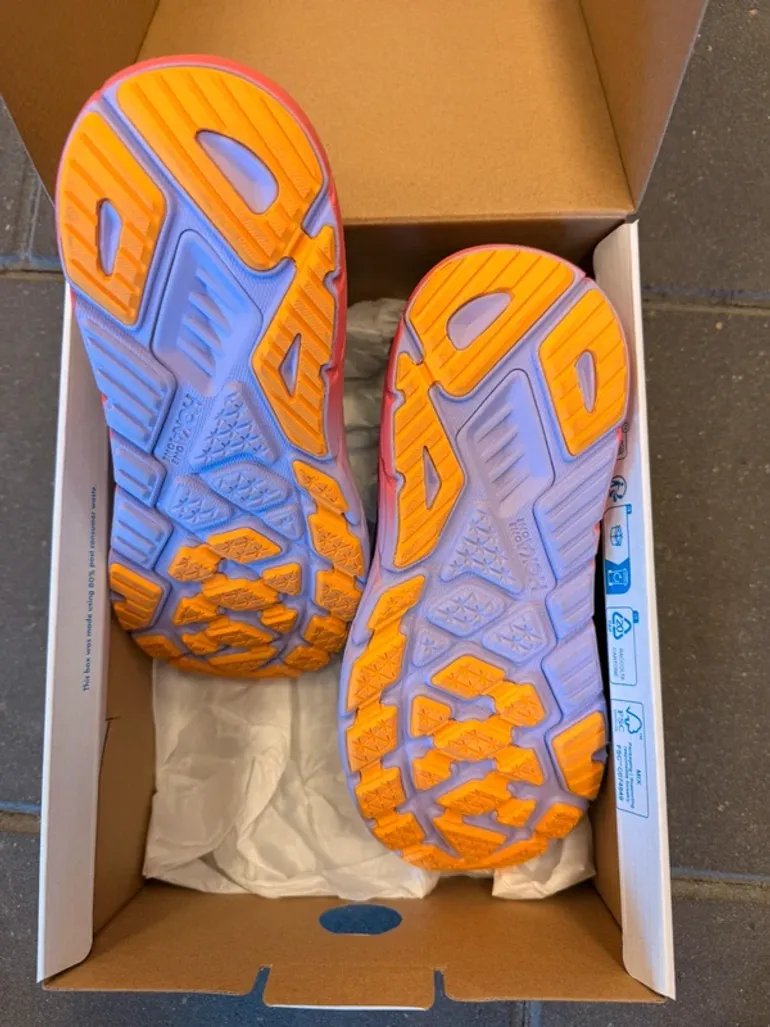 Used Hoka Arahi 7 bike — image 4 of 6