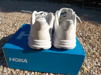Used Hoka Clifton 9 bike — image 5 of 11