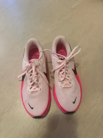 Used Nike Laufschuhe bike — image 3 of 4