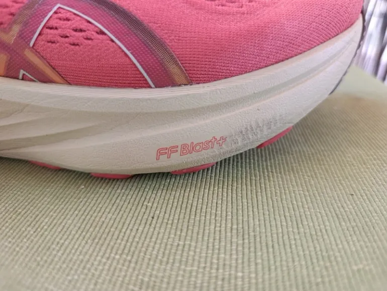 Used Asics Gel Kayano 32 bike — image 4 of 7