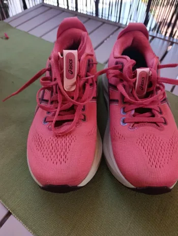 Used Asics Gel Kayano 32 bike — image 1 of 7