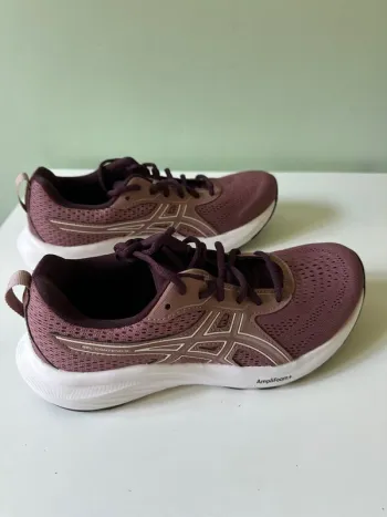 Used Asics Gel Contend 9 bike — image 2 of 8
