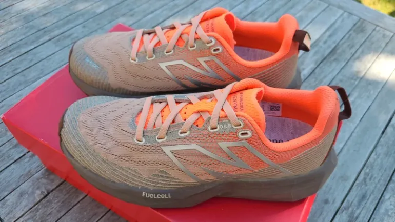 Used New Balance Fuelcell Venym bike — image 5 of 5