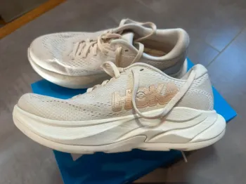 Used Hoka Rincon 4 bike — image 3 of 4