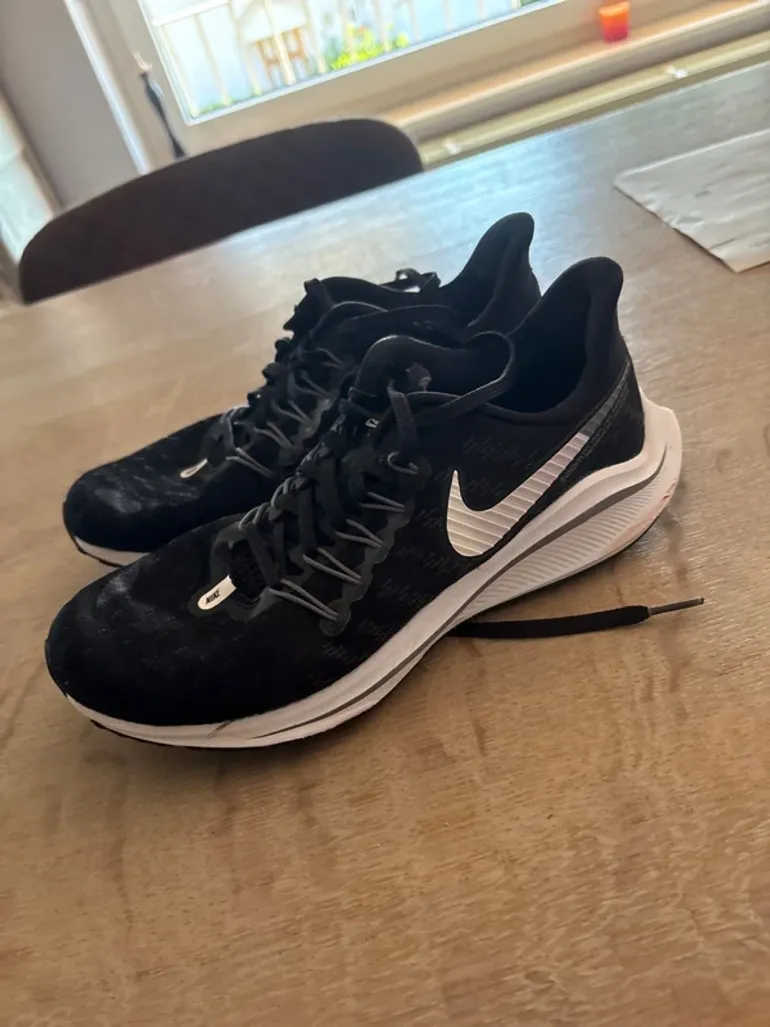 Used Nike Vomero 14 bike — image 3 of 4