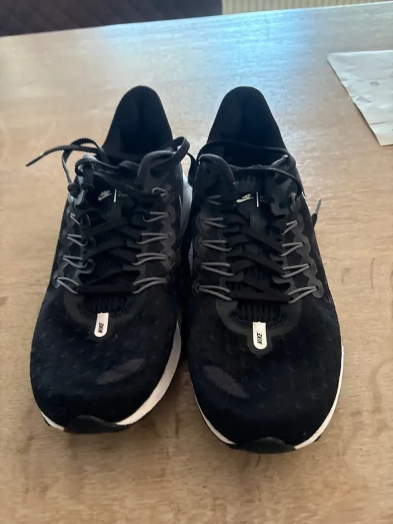 Used Nike Vomero 14 bike — image 2 of 4