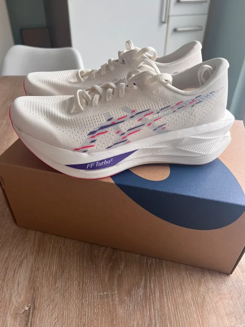 Gebrauchtes Asics Sonicblast Running Shoes