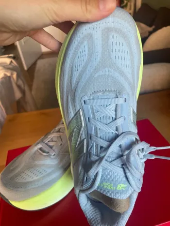 Used New Balance Fresh Foam X More v6 bike — image 4 of 5