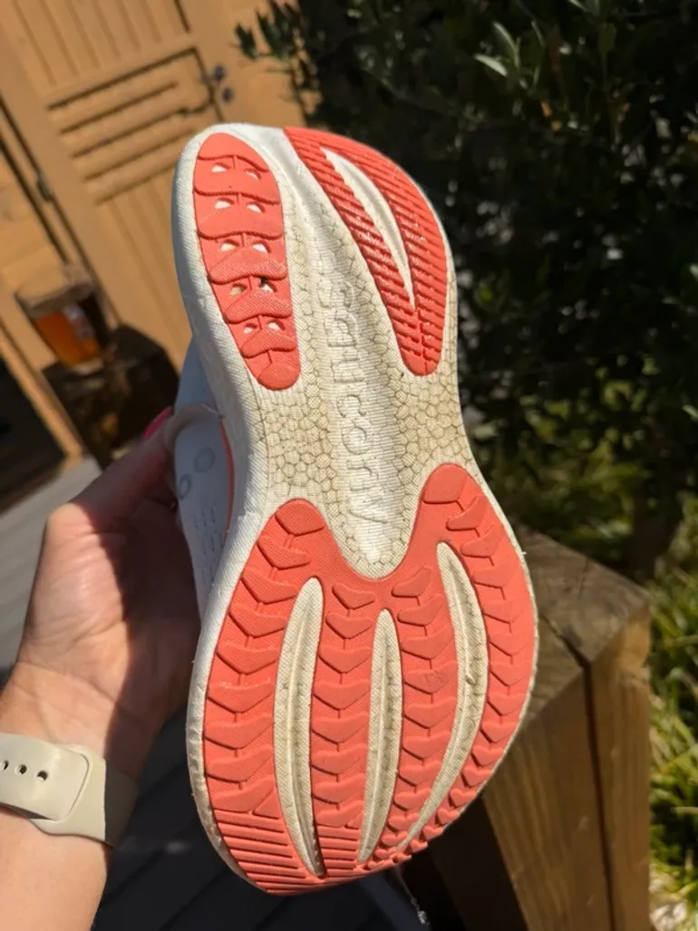 Used Saucony Triumph 25 bike — image 6 of 6