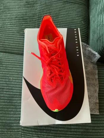 Used Nike Zoom X Vaporfly bike — image 3 of 6