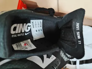 Used Nike Zoom Rival Waffle 6 bike — image 4 of 7