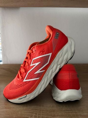 Used New Balance Fresh Foam X 880v14 Running Shoes
