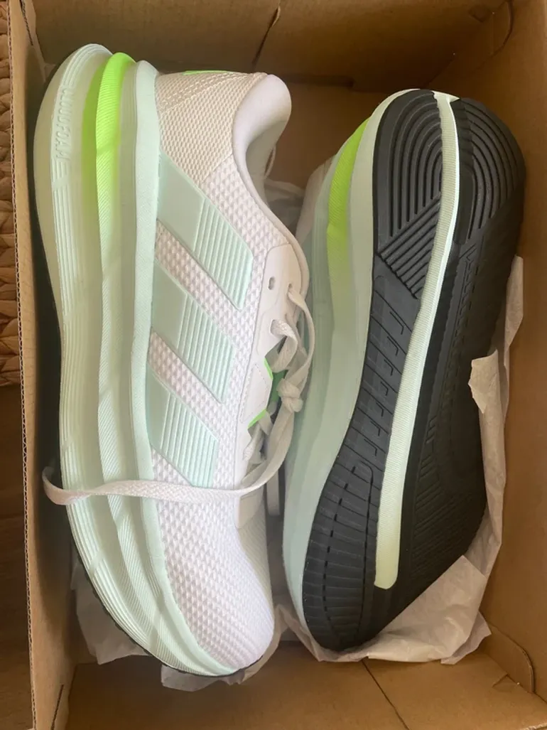 Used Adidas Galaxy 7W bike — image 4 of 7