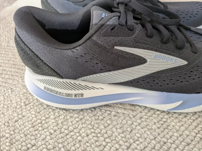 Used Brooks Adrenaline bike — image 5 of 7