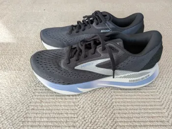 Used Brooks Adrenaline bike — image 1 of 7