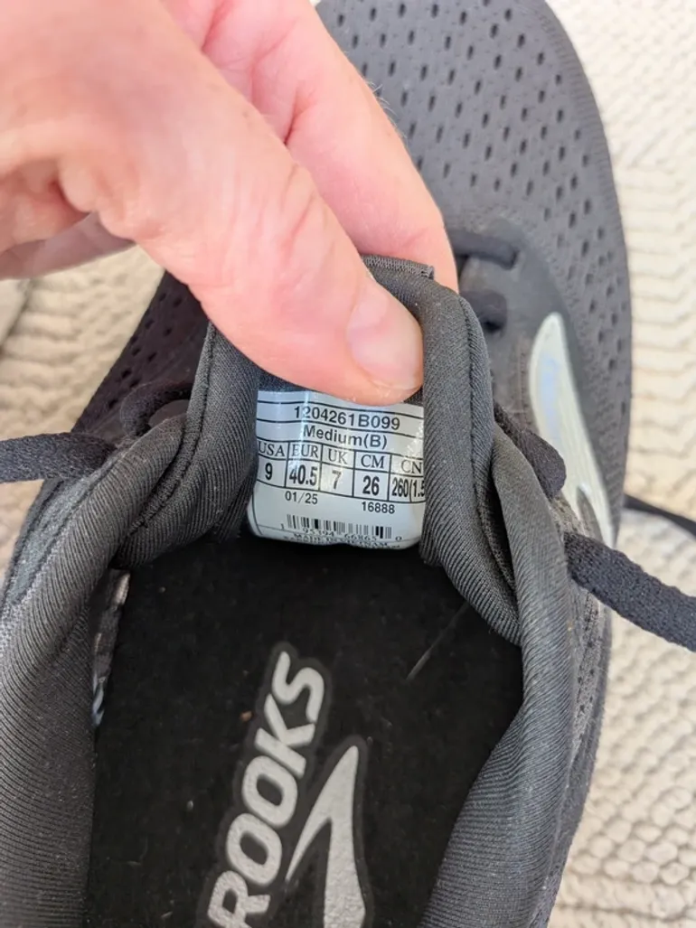 Used Brooks Adrenaline bike — image 4 of 7
