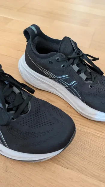 Gebrauchtes Asics Gel-Nimbus 26 bike — Bild 7 von 7