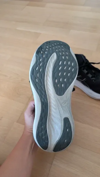 Gebrauchtes Asics Gel-Nimbus 26 bike — Bild 4 von 7