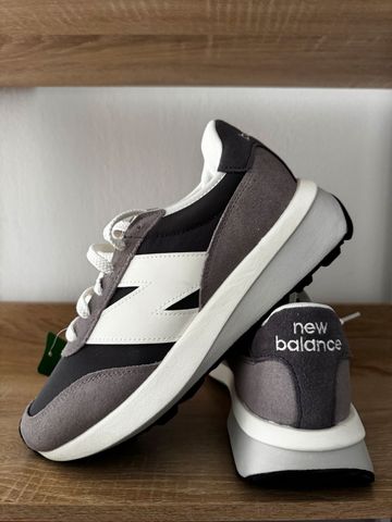 Used New Balance U370 Running Shoes