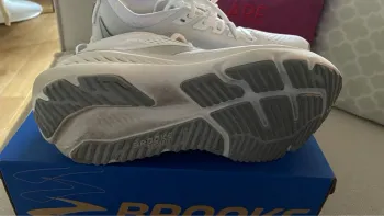 Used Brooks Glycerin 23 bike — image 5 of 6