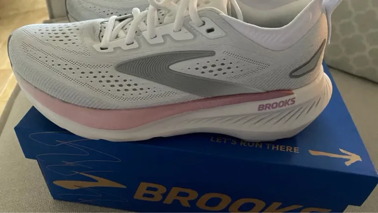 Used Brooks Glycerin 23 bike — image 3 of 6