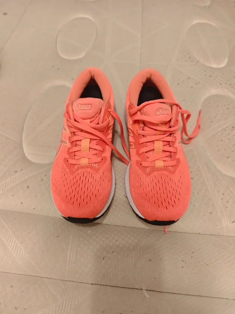 Used Asics GT-1000 11 bike — image 2 of 10