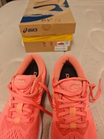 Used Asics GT-1000 11 bike — image 3 of 10
