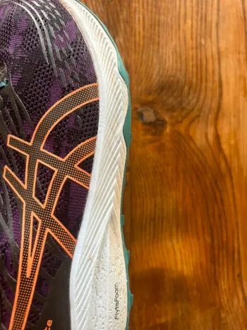 Used Asics Fuji Lite 3 bike — image 6 of 8