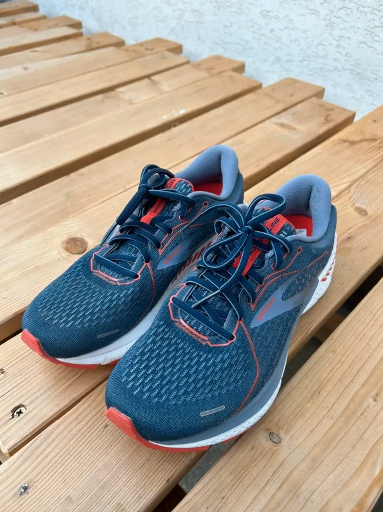 Brooks Adrenaline bike d'occasion — image 2 sur 5