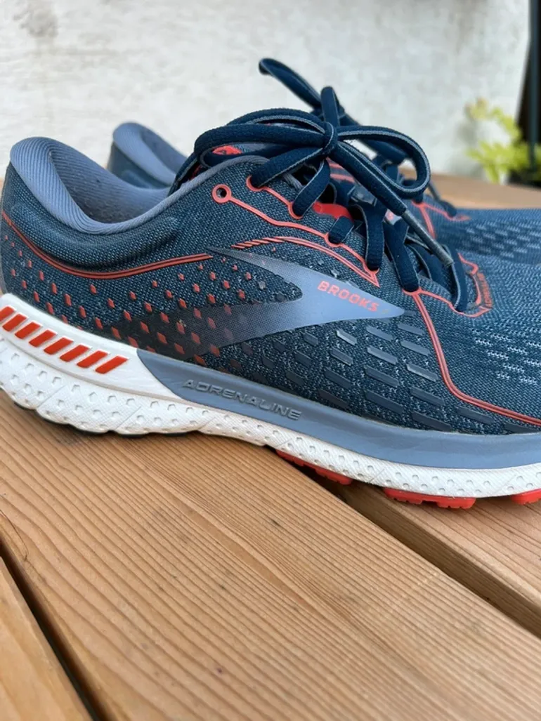 Brooks Adrenaline bike d'occasion — image 3 sur 5