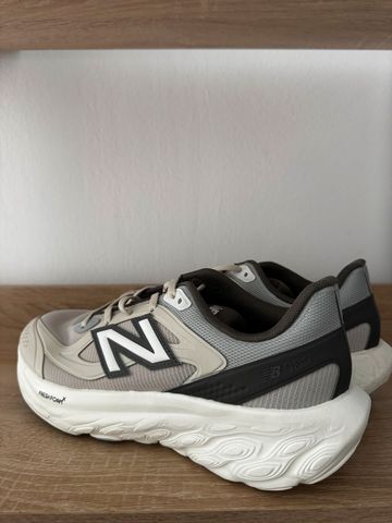 Used New Balance UTRN Running Shoes