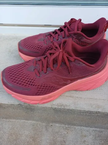 Used Saucony Guide 17 bike — image 1 of 6