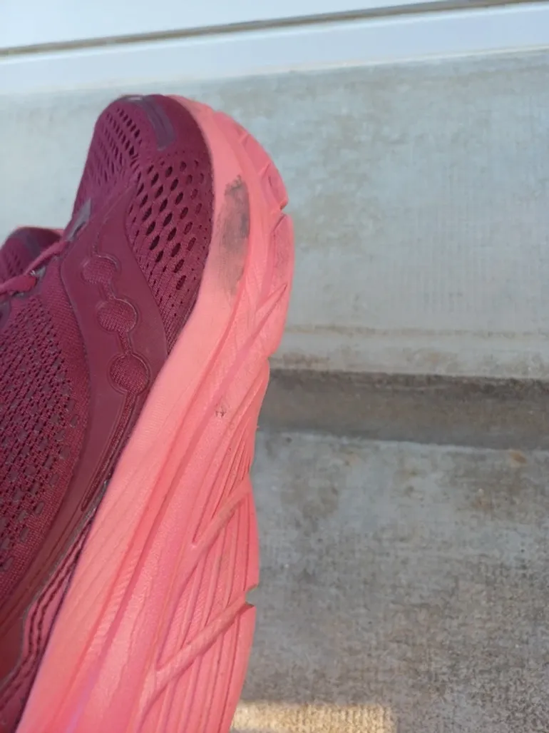 Used Saucony Guide 17 bike — image 4 of 6