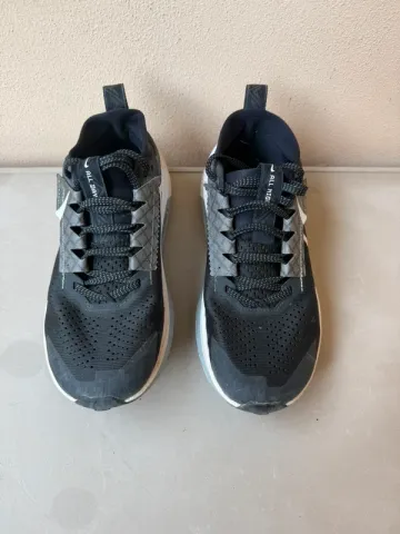 Used Scarpa Zegama 2 Running Shoes