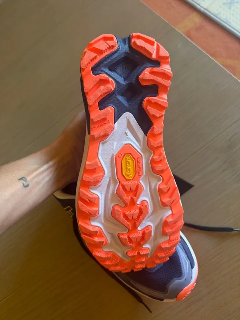 Used Hoka Mafate 5 bike — image 4 of 9