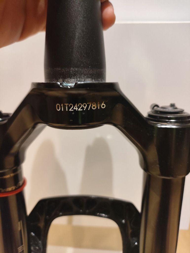 Rock Shox SID ULTIMATE SL 2024 bike de segunda mano — imagen 6 de 9