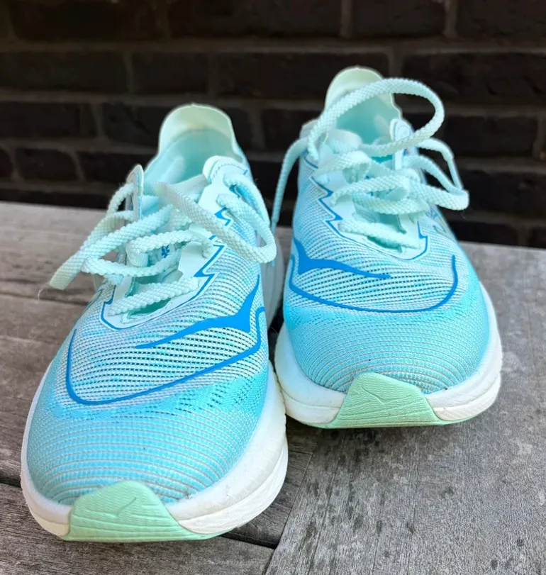 Hoka Mach X2 bike d'occasion — image 3 sur 6