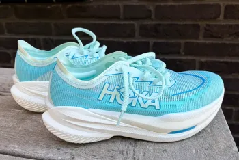 Hoka Mach X2 bike d'occasion — image 2 sur 6