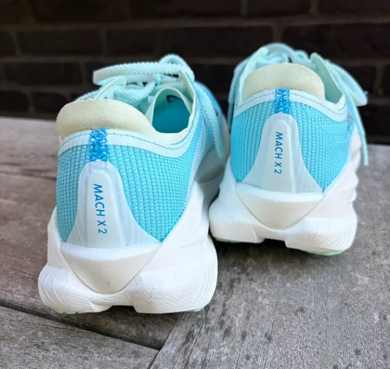 Hoka Mach X2 bike d'occasion — image 4 sur 6
