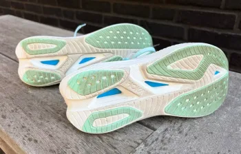 Hoka Mach X2 bike d'occasion — image 6 sur 6