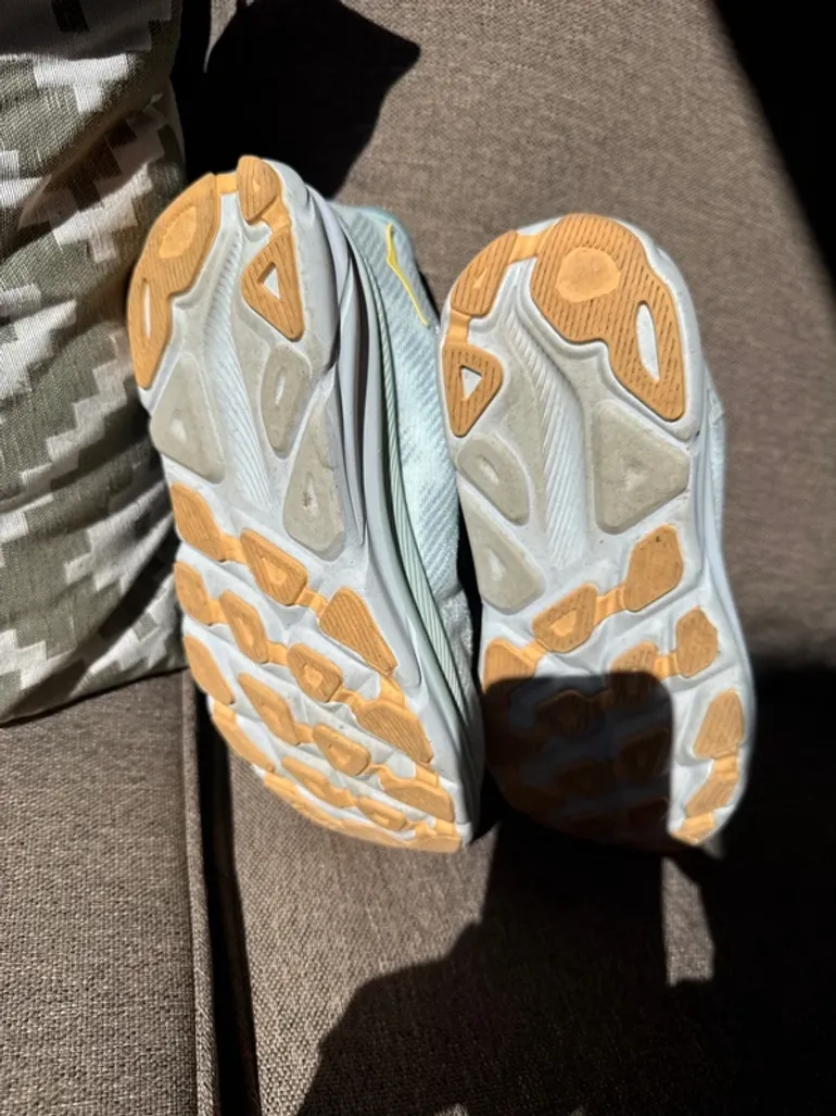 Hoka Clifton 9 bike d'occasion — image 5 sur 6