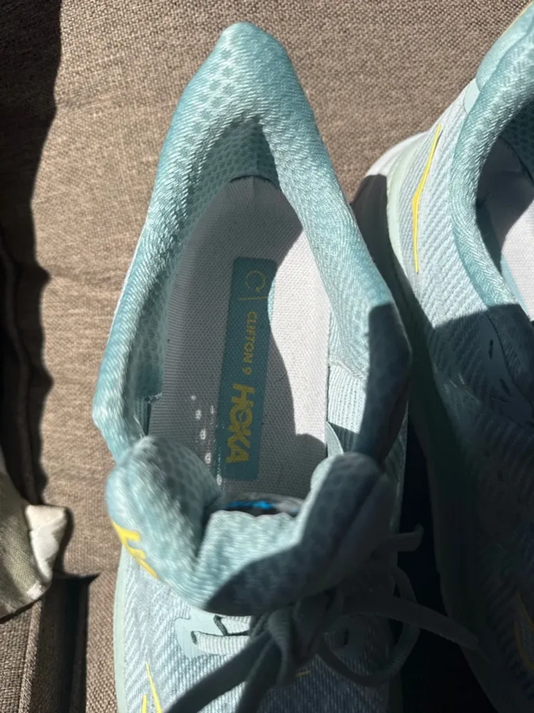 Hoka Clifton 9 bike d'occasion — image 2 sur 6