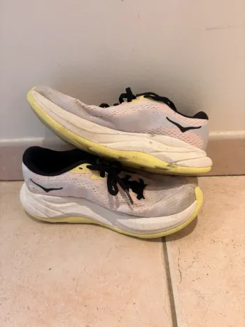 Used Hoka Running Shoes bike — image 2 of 6